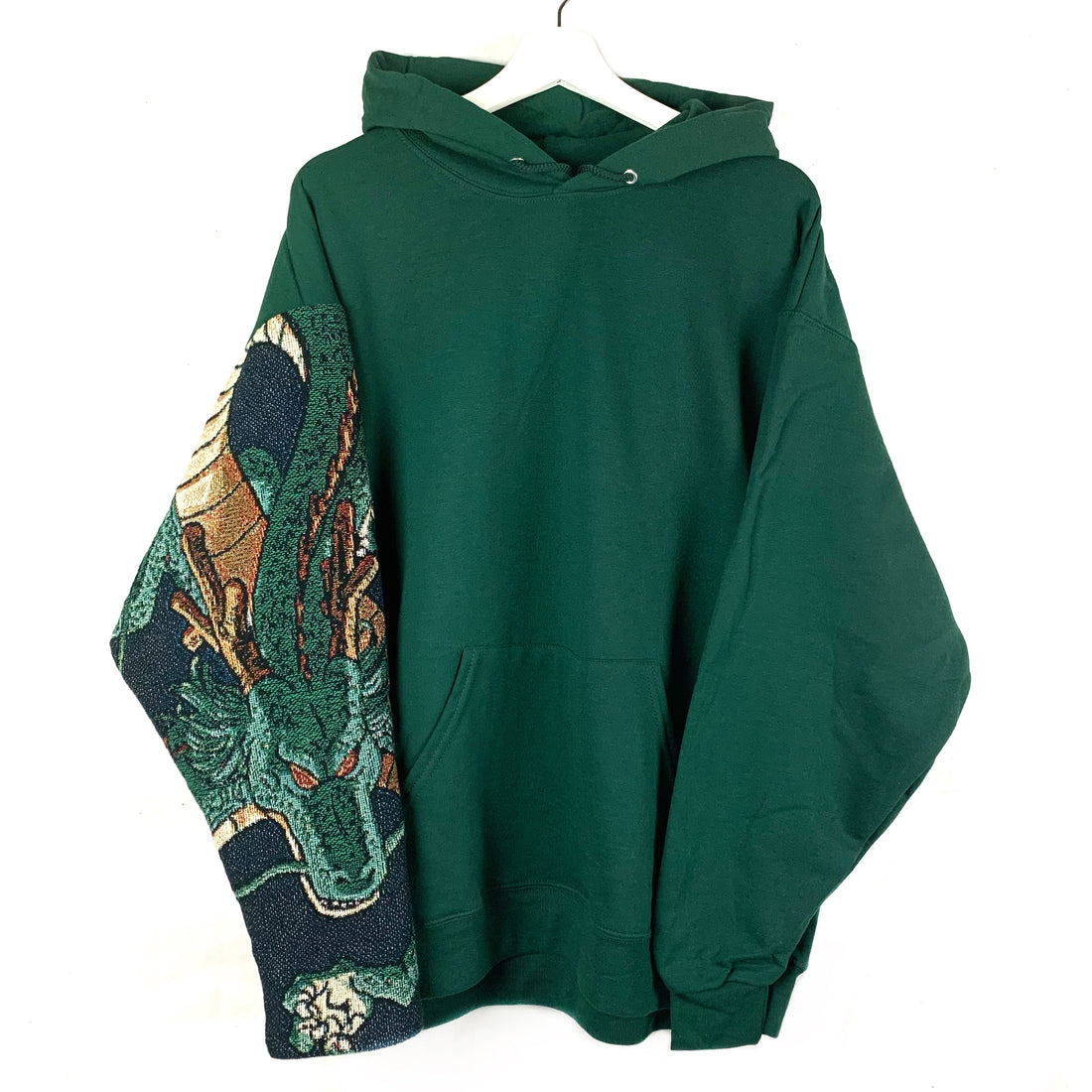 [PRE-ORDER] (Dragon Ball Z) “Shenron” Sleeve Hoodie